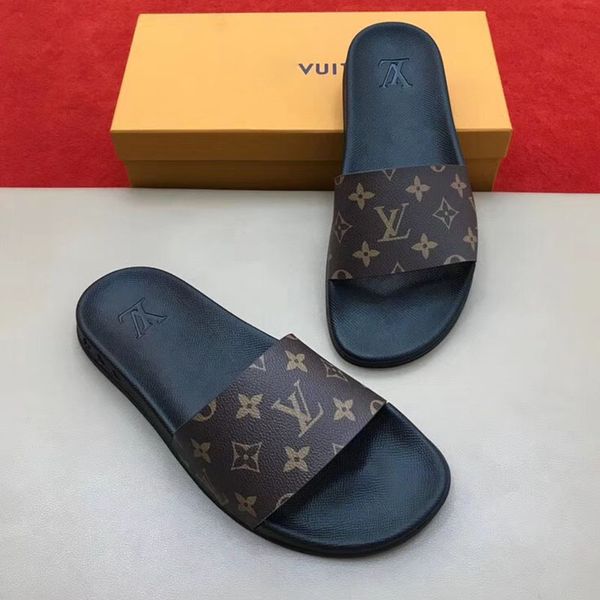 luxury fashion designer slippers non-slip summer fashion wide bottom flat slippers thick bottom sandals and slippers size 35-46 1024, Black
luxury fashion designer slippers non-slip summer fashion wide bottom flat slippers thick bottom sandals and slippers size 35-46 1024, Black