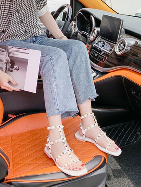 sandals female fairy wind 2020 summer new korean fashion wild flat shoes net red rivets thick heel roman shoes, Black
sandals female fairy wind 2020 summer new korean fashion wild flat shoes net red rivets thick heel roman shoes, Black