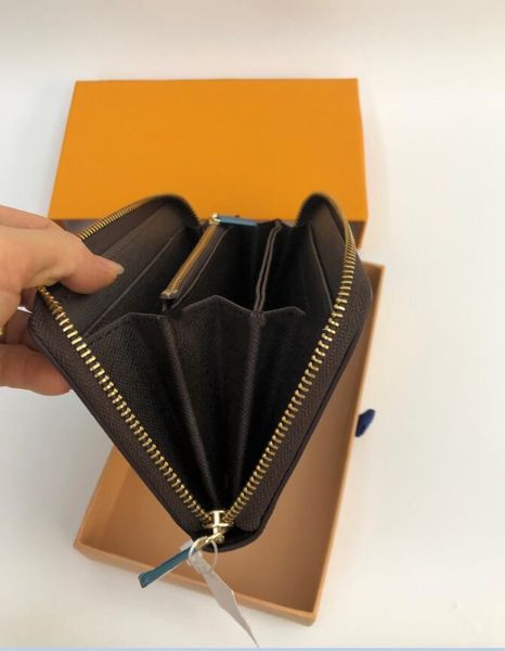 2020 Hot sale fashion Men Women long wallets famous PU leather wallet single zipper Cross pattern clutch girl purse with box dust bag
2020 Hot sale fashion Men Women long wallets famous PU leather wallet single zipper Cross pattern clutch girl purse with box dust bag