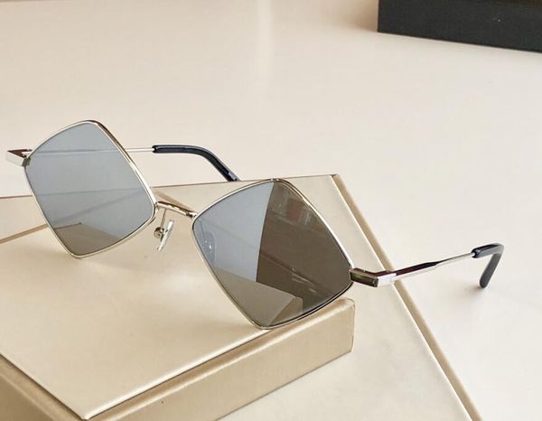 lunettes de quality women mens fashion men sun 302 new sunglasses style glasses protects eyes gafas sol sunglasses de soleil with b owen, White;black
lunettes de quality women mens fashion men sun 302 new sunglasses style glasses protects eyes gafas sol sunglasses de soleil with b owen, White;black