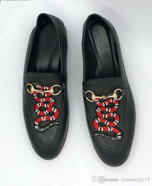 2018black spikes red bottoms loafers men burgundy velvet slippers studded studs casual shoes wedding men's dress shoes genuine leather, Black
2018black spikes red bottoms loafers men burgundy velvet slippers studded studs casual shoes wedding men's dress shoes genuine leather, Black