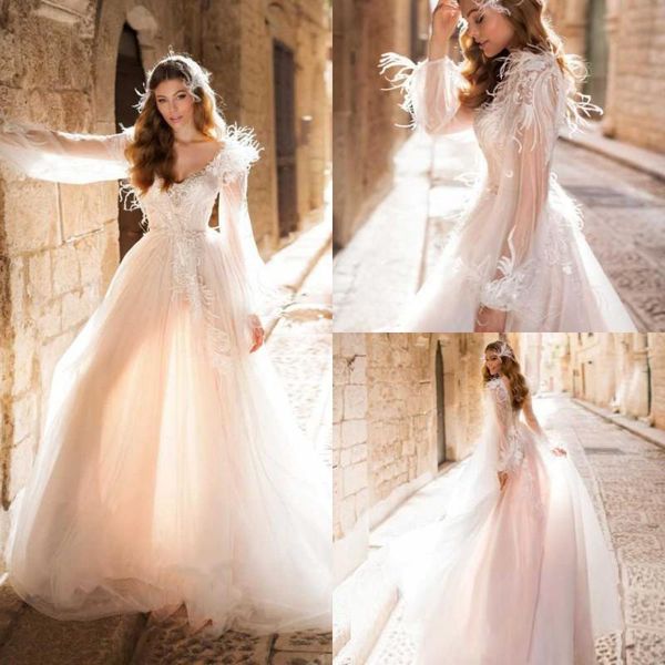 naviblue 2020 luxury feather wedding dresses v neck long sleeve beading bridal gowns lace appliqued country style beach wedding dress, White
naviblue 2020 luxury feather wedding dresses v neck long sleeve beading bridal gowns lace appliqued country style beach wedding dress, White