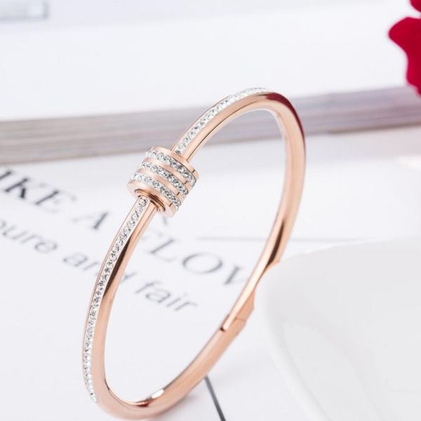 fashion- jewelry bracelets for women titanium steel rose gold color bangles fashion of shipping, Black
fashion- jewelry bracelets for women titanium steel rose gold color bangles fashion of shipping, Black
