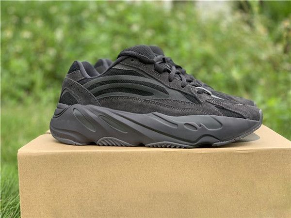 2019 высокое качество 700 v2 vanta fu6684 kanye west статическая black suede 3m светоотражающие кроссовки спорт кроссовки
2019 высокое качество 700 v2 vanta fu6684 kanye west статическая black suede 3m светоотражающие кроссовки спорт кроссовки