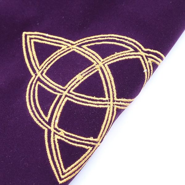 60 х 60 см бархат таро скатерть алтарь pentacle вс вышивки pattern настольная игра скатерть аксессуары
60 х 60 см бархат таро скатерть алтарь pentacle вс вышивки pattern настольная игра скатерть аксессуары