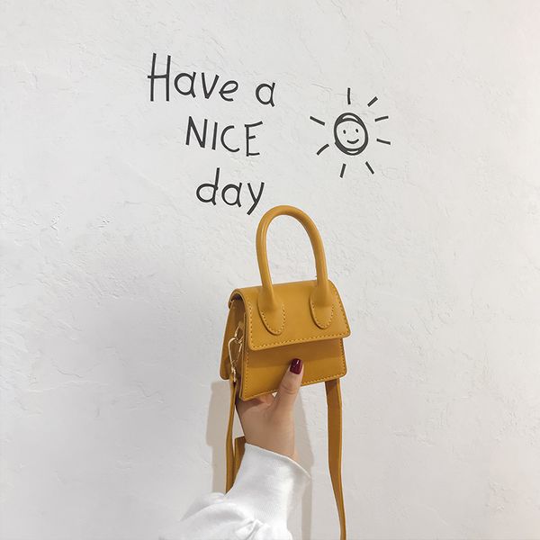 european retro fashion mini tote bag 2019 new pu leather women's designer handbag travel shoulder messenger bag
european retro fashion mini tote bag 2019 new pu leather women's designer handbag travel shoulder messenger bag