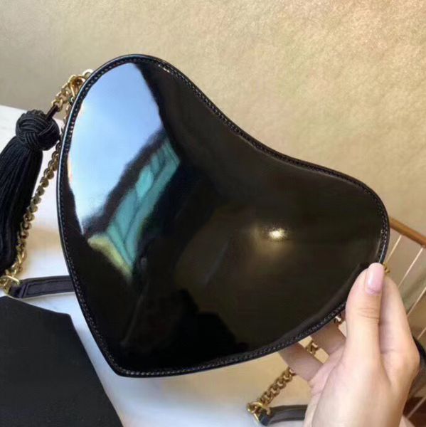designer luxury handbags purses women brand chain shoulder bags heart crossbody bags with box
designer luxury handbags purses women brand chain shoulder bags heart crossbody bags with box