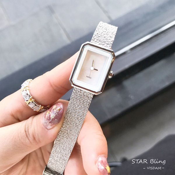 new fashion selling women analog quartz watch leisure luxury wristwatch stainless steel lady dress party elegant clock drop shippin, Slivery;brown
new fashion selling women analog quartz watch leisure luxury wristwatch stainless steel lady dress party elegant clock drop shippin, Slivery;brown