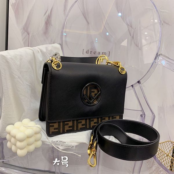 designer luxury handbags purses luxury handbags bags shoulder bags crossbody bag handbags women bag with box 25*20cm 21*18cm
designer luxury handbags purses luxury handbags bags shoulder bags crossbody bag handbags women bag with box 25*20cm 21*18cm