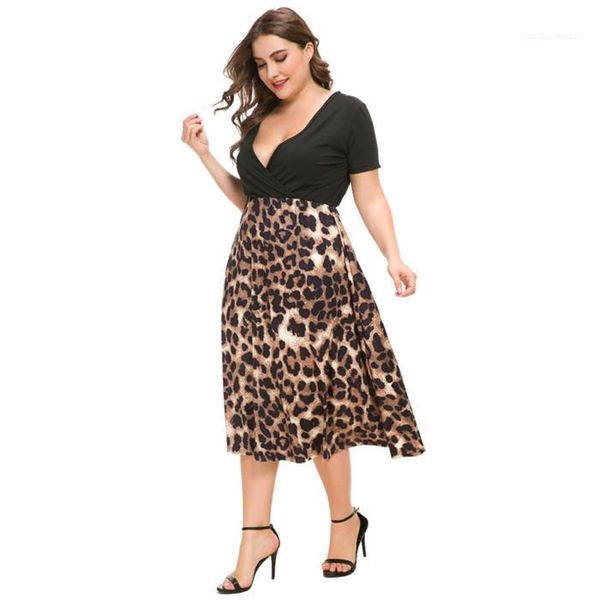 fashion casual apparel plus size desinger floral print dresses summer new style v neck short sleeve female clothing, Black;gray
fashion casual apparel plus size desinger floral print dresses summer new style v neck short sleeve female clothing, Black;gray