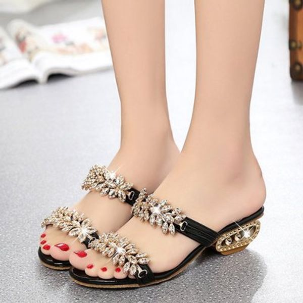slippers women 2020 summer european and american profiled with rhinestones fashion wear, Black
slippers women 2020 summer european and american profiled with rhinestones fashion wear, Black