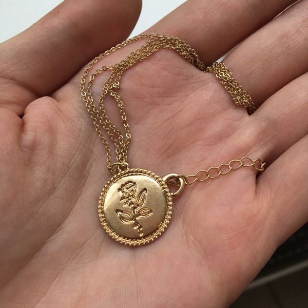 fashion rose flower charm pendant necklaces for women girls gift vintage coin gold color chains necklace jewelry valentines day, Silver
fashion rose flower charm pendant necklaces for women girls gift vintage coin gold color chains necklace jewelry valentines day, Silver