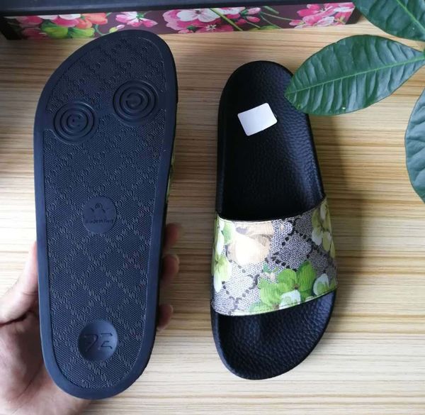 the high designer shoes slides summer beach indoor flat g sandals slippers house flip flops with spike sandals size 35-45 with box gu01, Black
the high designer shoes slides summer beach indoor flat g sandals slippers house flip flops with spike sandals size 35-45 with box gu01, Black