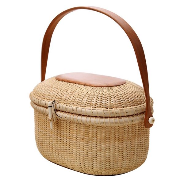 wicker willow picnic basket shopping vintage basket with lid and for camping for shopping
wicker willow picnic basket shopping vintage basket with lid and for camping for shopping