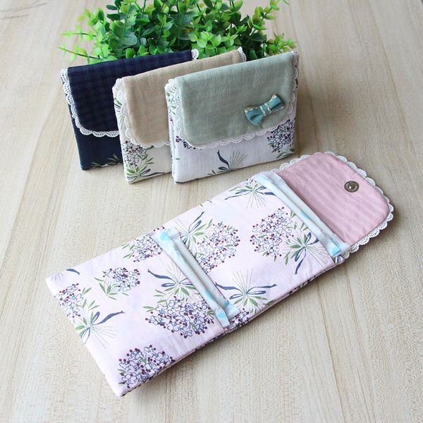 women flower pattern sanitary pad organizer purse napkin towel storage bags cosmetic pouch case sanitary napkin bag girl
women flower pattern sanitary pad organizer purse napkin towel storage bags cosmetic pouch case sanitary napkin bag girl