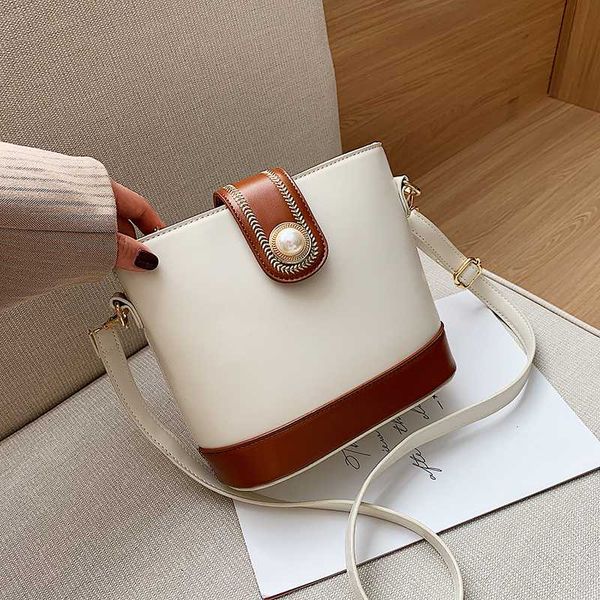 new women bag fashion wild ladies bag 2020 new shoulder ladies messenger fashion bucket luxury women
new women bag fashion wild ladies bag 2020 new shoulder ladies messenger fashion bucket luxury women