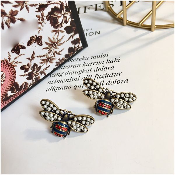 women brand fashion cute crystal bees stud earrings female vintage pearl earrings enamel animal jewelry wedding brincos accessories, White
women brand fashion cute crystal bees stud earrings female vintage pearl earrings enamel animal jewelry wedding brincos accessories, White
