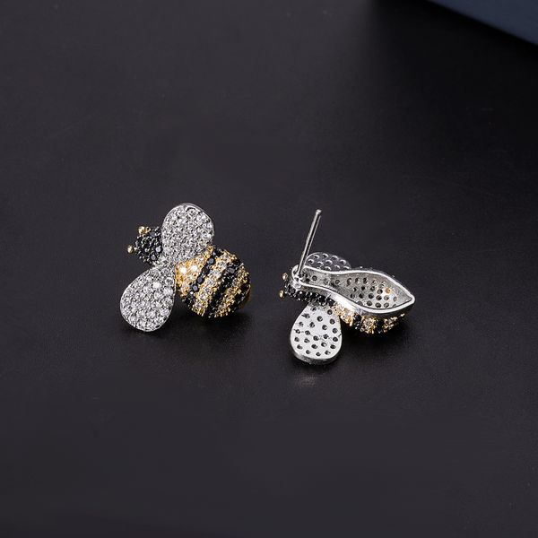 simple personality bee ear studs and new european and american ear clips fashion accessories, Golden;silver
simple personality bee ear studs and new european and american ear clips fashion accessories, Golden;silver
