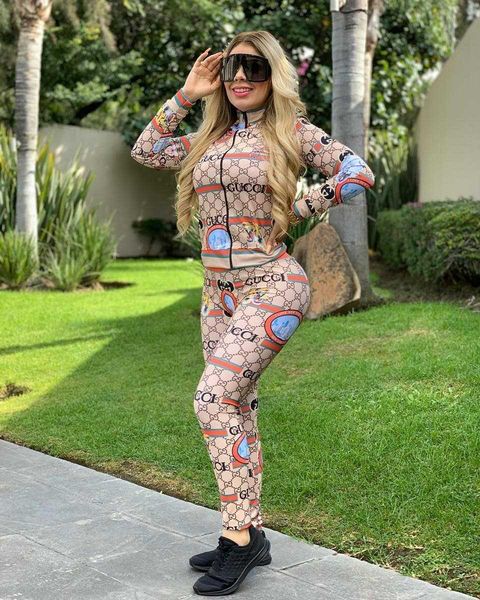 2019 euramerican fashion geometric printing striation women tracksuits casual two piece sets lady sport suit zip-up jacket and trousers, Gray
2019 euramerican fashion geometric printing striation women tracksuits casual two piece sets lady sport suit zip-up jacket and trousers, Gray