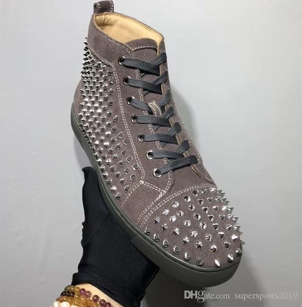 make red bottom men casual sneaker for men's fashion sneakers spike high-flat shoes black grey white leather sneakers red background
make red bottom men casual sneaker for men's fashion sneakers spike high-flat shoes black grey white leather sneakers red background