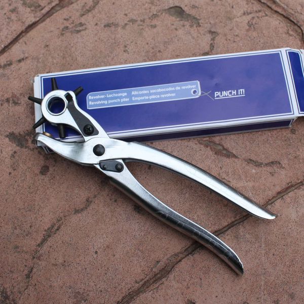 17# trousers belt trousers belt pliers leather device round hole punching pliers punching, Slivery;black
17# trousers belt trousers belt pliers leather device round hole punching pliers punching, Slivery;black