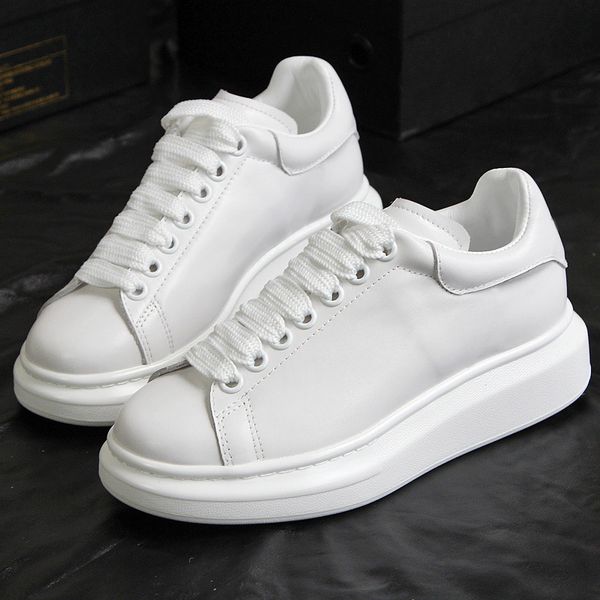 3M Reflective Fashion Luxury Mens Designer Shoes Triple White Black Platform Women Men Casual Shoes Flat Designer Sneakers 36-44 Discount
3M Reflective Fashion Luxury Mens Designer Shoes Triple White Black Platform Women Men Casual Shoes Flat Designer Sneakers 36-44 Discount