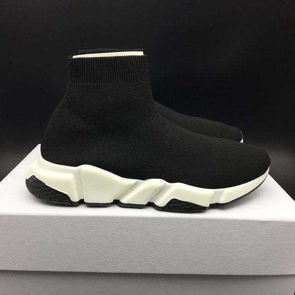 2020 new mens and womens casual shoes black red speed trainer low mercurial xi black high fashion help socks shoes sneakers with box
2020 new mens and womens casual shoes black red speed trainer low mercurial xi black high fashion help socks shoes sneakers with box