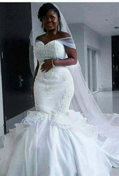 2019 white tulle mermaid off shoulder black girl satin plus size wedding dresses saudi arabia wedding bridal gowns with long veil h001
2019 white tulle mermaid off shoulder black girl satin plus size wedding dresses saudi arabia wedding bridal gowns with long veil h001