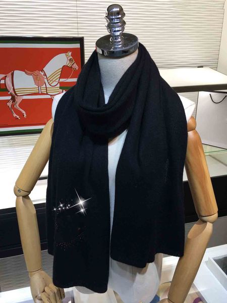 qualtiy luxury scarf letter pattern women scarf wool silk cashmere scarf ladies warm scarves size 172*53cm, Blue;gray
qualtiy luxury scarf letter pattern women scarf wool silk cashmere scarf ladies warm scarves size 172*53cm, Blue;gray