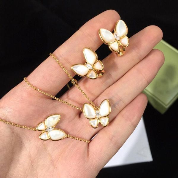 2020 new high fashion natural mother shell butterfly bracelet rose gold silver color fine jewelry for women bangle, Black
2020 new high fashion natural mother shell butterfly bracelet rose gold silver color fine jewelry for women bangle, Black