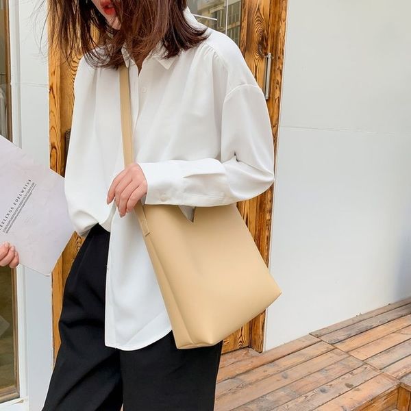 2020 new women's simple casual ladies shoulder bag korean version of simple fashion ladies tote bag
2020 new women's simple casual ladies shoulder bag korean version of simple fashion ladies tote bag
