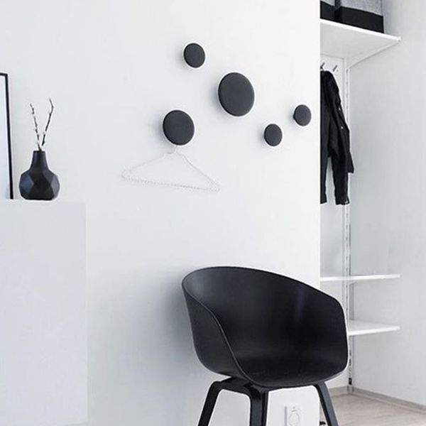 5pcs round dots home decoration rack door clothes modern bag living room organizer towel wall hook set coat hanger solid wood
5pcs round dots home decoration rack door clothes modern bag living room organizer towel wall hook set coat hanger solid wood