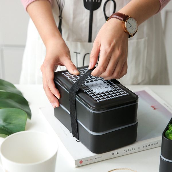 lunch box double-layer portable bento box food container storage with spoons compartments leak proof microwavable
lunch box double-layer portable bento box food container storage with spoons compartments leak proof microwavable