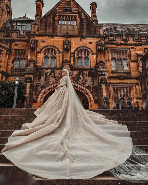 new luxury muslim lace wedding ball gowns long sleeve plus size bridal gown sweep train saudi arabic puffy embroidery wedding gowns custom, White
new luxury muslim lace wedding ball gowns long sleeve plus size bridal gown sweep train saudi arabic puffy embroidery wedding gowns custom, White