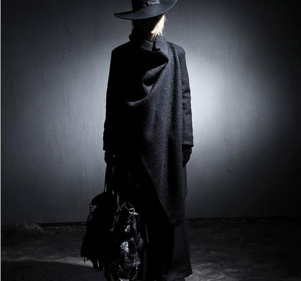men's dark windbreaker large lapel woolen coat long wool mens trench coat jacket rompeviento larga hombre steampunk mens costume, Tan;black
men's dark windbreaker large lapel woolen coat long wool mens trench coat jacket rompeviento larga hombre steampunk mens costume, Tan;black