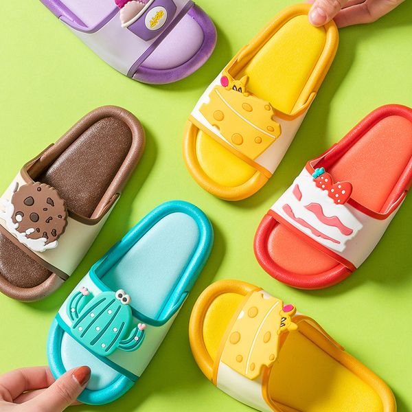 children's slippers 2020 summer kids girls indoor bathroom slippers boys beach slides toddler girls sandals mixed color, Black;red
children's slippers 2020 summer kids girls indoor bathroom slippers boys beach slides toddler girls sandals mixed color, Black;red