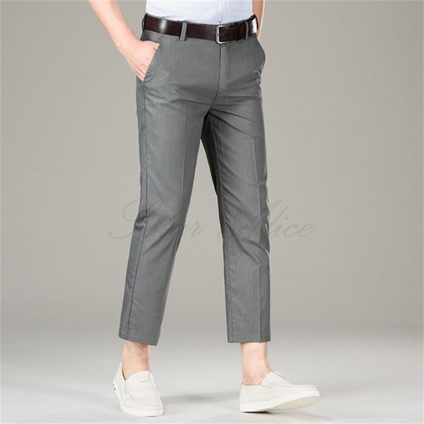 2020 men's new spring and summer ankle-leng straight casual pants business elastic loose loose middle-aged trouser, Black
2020 men's new spring and summer ankle-leng straight casual pants business elastic loose loose middle-aged trouser, Black