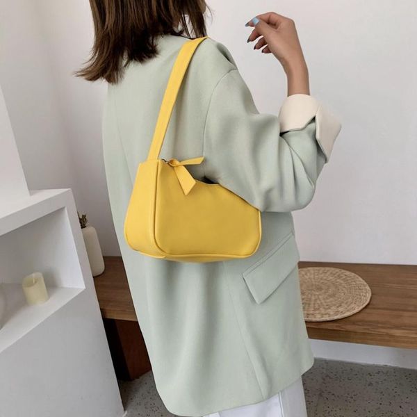 retro solid color tote women small shoulder bag lady's vintage armpit bag fashion zipper phone kandall 2020 5g3
retro solid color tote women small shoulder bag lady's vintage armpit bag fashion zipper phone kandall 2020 5g3