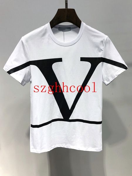 19SS Many Popular Mens Designer T Shirts Large V Print Large Size Cotton Fashion Trend Breathable Style T Shirts
19SS Many Popular Mens Designer T Shirts Large V Print Large Size Cotton Fashion Trend Breathable Style T Shirts