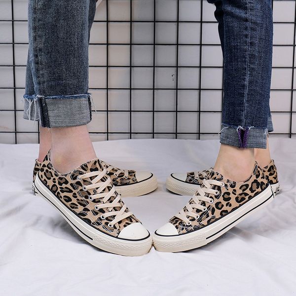 spring new leopard print canvas shoe han edition man shoe tide 100 take recreational board shoe student sweethearts, Black
spring new leopard print canvas shoe han edition man shoe tide 100 take recreational board shoe student sweethearts, Black