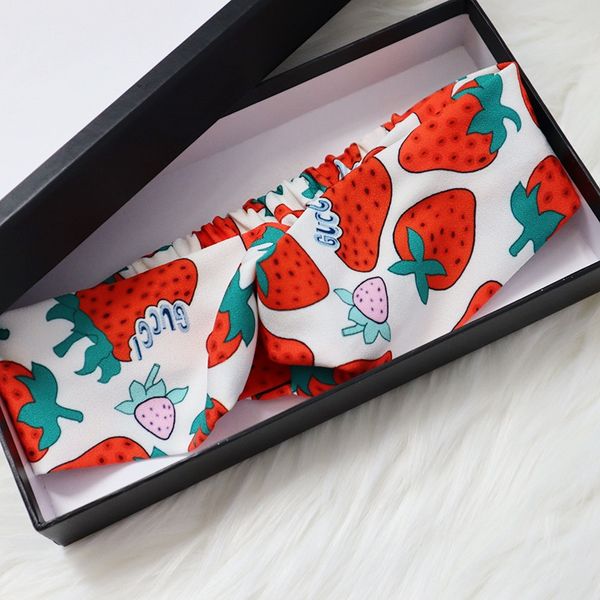 designer silk turban headband hair bands for women 2020 summer new itay brand strawberry style headbands head scarf dropshipping, Silver
designer silk turban headband hair bands for women 2020 summer new itay brand strawberry style headbands head scarf dropshipping, Silver
