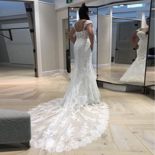 long trail mermaid wedding dresses off shoulder cap sleeve appliqued lace tulle fishtail bridal gowns vestido de noiva, White
long trail mermaid wedding dresses off shoulder cap sleeve appliqued lace tulle fishtail bridal gowns vestido de noiva, White