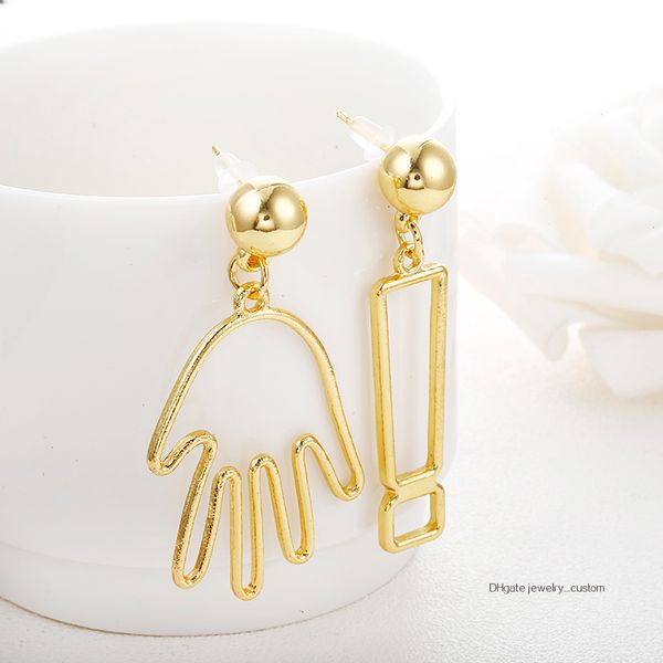New Fashion Punk Style Palm Asymmetric Drop Earrings Golden Color Personalized Statement Earrings Simple Hollow Earrings E0437
New Fashion Punk Style Palm Asymmetric Drop Earrings Golden Color Personalized Statement Earrings Simple Hollow Earrings E0437
