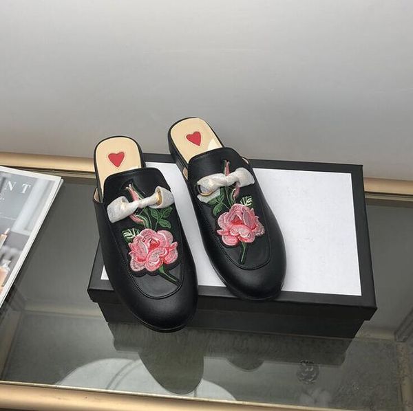 women designer sandals fashion metal buckle soft genuine leather outdoor beach slippers luxury high-end lazy slippers ing, Black
women designer sandals fashion metal buckle soft genuine leather outdoor beach slippers luxury high-end lazy slippers ing, Black