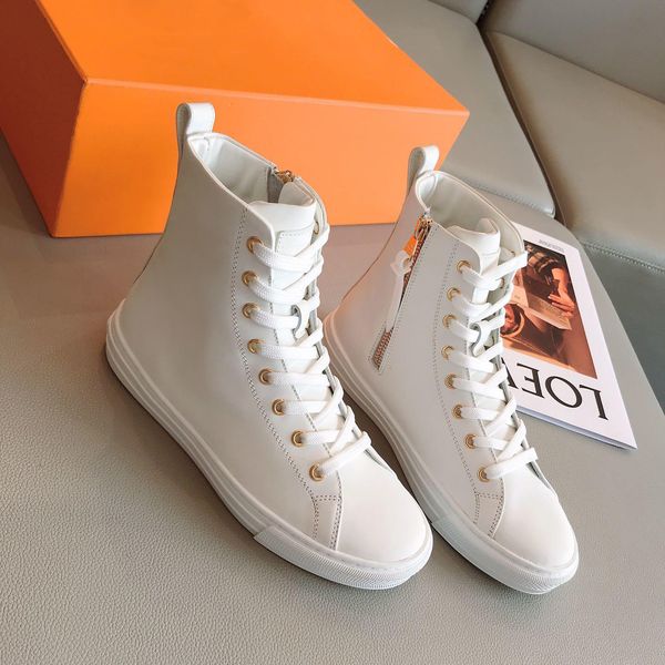 genuine leather waterproof outdoor breathable sneaker fashion wild classic soles lace-up women fashion high-jogging shoes, Black
genuine leather waterproof outdoor breathable sneaker fashion wild classic soles lace-up women fashion high-jogging shoes, Black