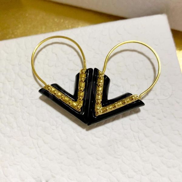 zwart/pearl/goud 2019 fashion dangle earring classic retro korte merk oorbel for a vrouwen meisjes gift 1 l, Golden;silver
zwart/pearl/goud 2019 fashion dangle earring classic retro korte merk oorbel for a vrouwen meisjes gift 1 l, Golden;silver