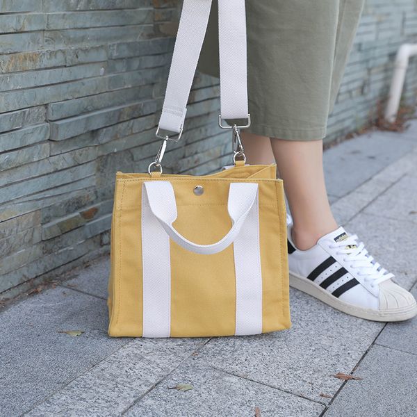 2020 new fashion canvas women bags women handbags messenger bags shoulder small flap bag clutches bag tote
2020 new fashion canvas women bags women handbags messenger bags shoulder small flap bag clutches bag tote