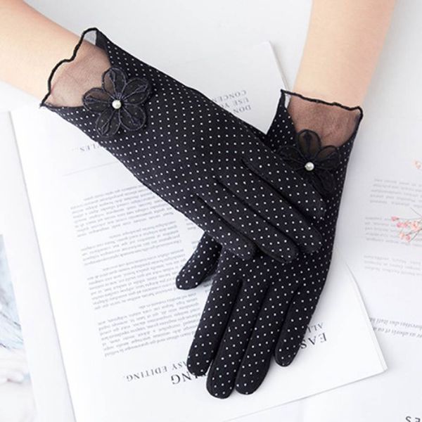summer women uv sunscreen short sun female gloves fashion silk lace driving of thin touch screen lady gloves, Blue;gray
summer women uv sunscreen short sun female gloves fashion silk lace driving of thin touch screen lady gloves, Blue;gray