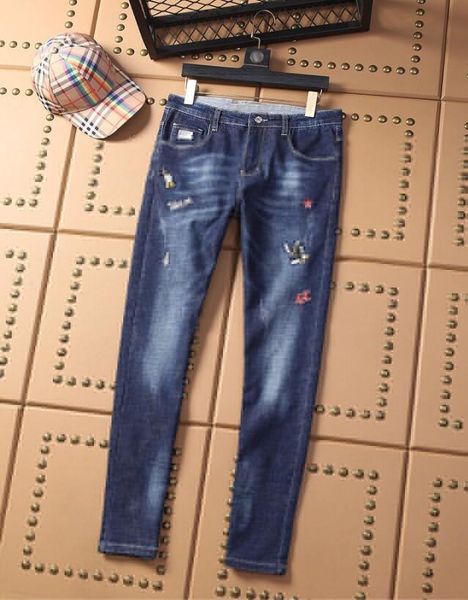 19ss дизайнер новые горячая весна и лето бренд мужских моды тонкой классические ног джинсы дикой вышивки, Blue 
19ss дизайнер новые горячая весна и лето бренд мужских моды тонкой классические ног джинсы дикой вышивки, Blue