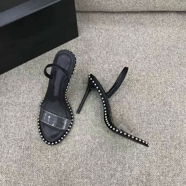 Европейские и американские новые ПВХ женские жемчужные сандалии, девушки обручальное платье обувь, открытый пляж сандалии, 9 см размер 35-40
Европейские и американские новые ПВХ женские жемчужные сандалии, девушки обручальное платье обувь, открытый пляж сандалии, 9 см размер 35-40